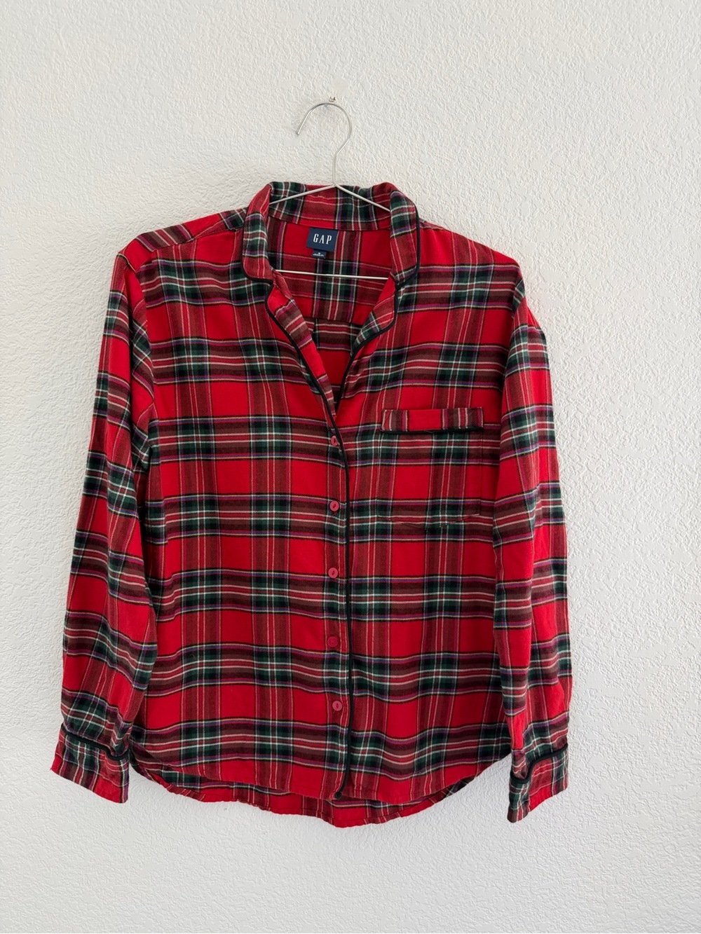 GAP Set Red and Green Plaid Button-Down 100% Cotton Pajama Set Size: Small, Cozy